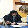 وزيرة الهجرة توجه من البصرة بانجاز معاملات المواطنين النازحين وانهاء معاناتهم