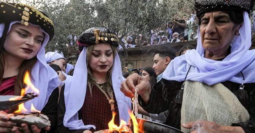 الإبادة الجماعية لداعش تقلي بظلالها على احتفال رأس السنة الإيزيدية