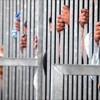 لمعالجة الاكتظاظ في السجون.. مركز حقوقي يدعو لإصدار عفو عام جديد