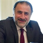العراق.. زيارة مرتقبة لوفد أمريكي رفيع المستوى لدراسة فرص الاستثمار ببغداد