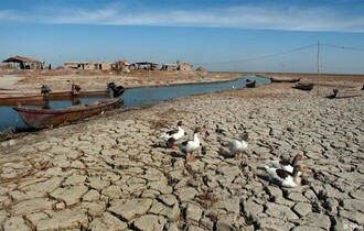 النفط مقابل المياه في العراق وموجات الجفاف قتلت الأنهار