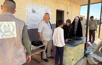 منظمة حمورابي لحقوق الإنسان تنفذ حملة توزيع حقائب وقرطاسية مدرسية لدعم الطلاب الفقراء والأيتام في الكوت