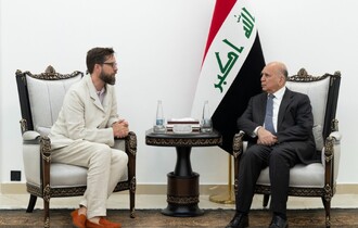 نائب رئيس مجلس الوزراء وزير الخارجية يستقبل ممثل المفوضية السامية لشؤون اللاجئين في العراق