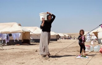 العراق.. مخيمات النازحين تسجل حالات إغماء بسبب ارتفاع درجات الحرارة