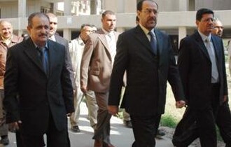 المالكي يزور جامعة بغداد 