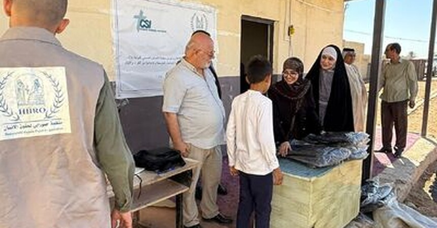 منظمة حمورابي لحقوق الإنسان تنفذ حملة توزيع حقائب وقرطاسية مدرسية لدعم الطلاب الفقراء والأيتام في الكوت