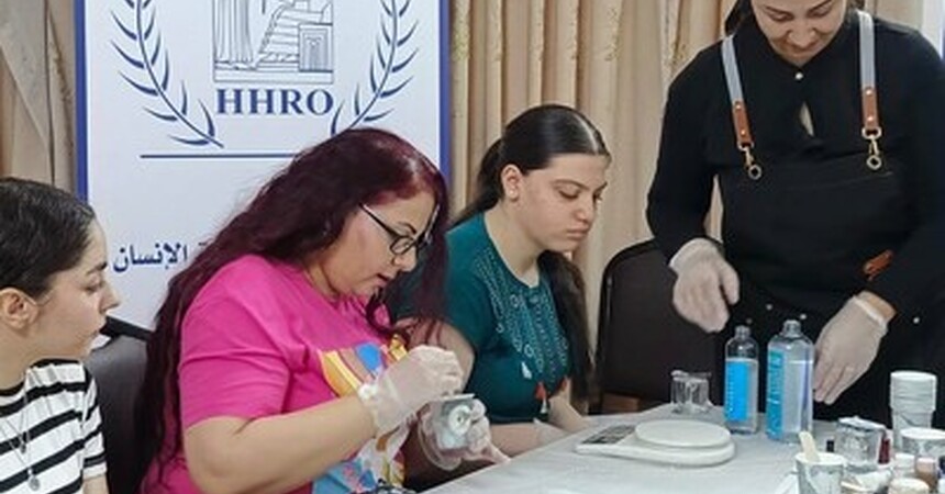 منظمة حمورابي لحقوق الإنسان تختتم ورشة تدريبية لفن الريزن لدعم عشر شابات بمهارات وفرص عمل جديدة