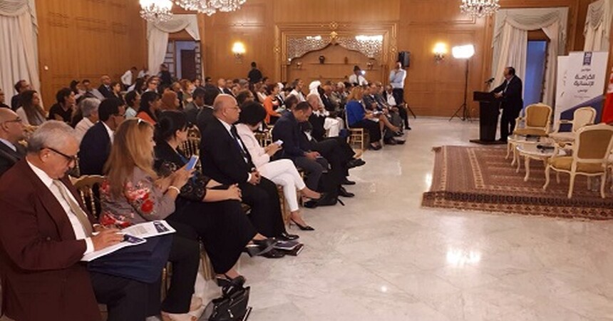 •	السيد وليم وردا يشارك في اعمال مؤتمر عقد في تونس بشأن موضوع الكرامة الانسانية